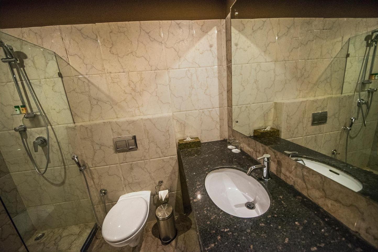 The Fern Residency Kolkata Hotel Екстериор снимка