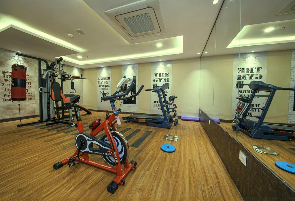 The Fern Residency Kolkata Hotel Екстериор снимка