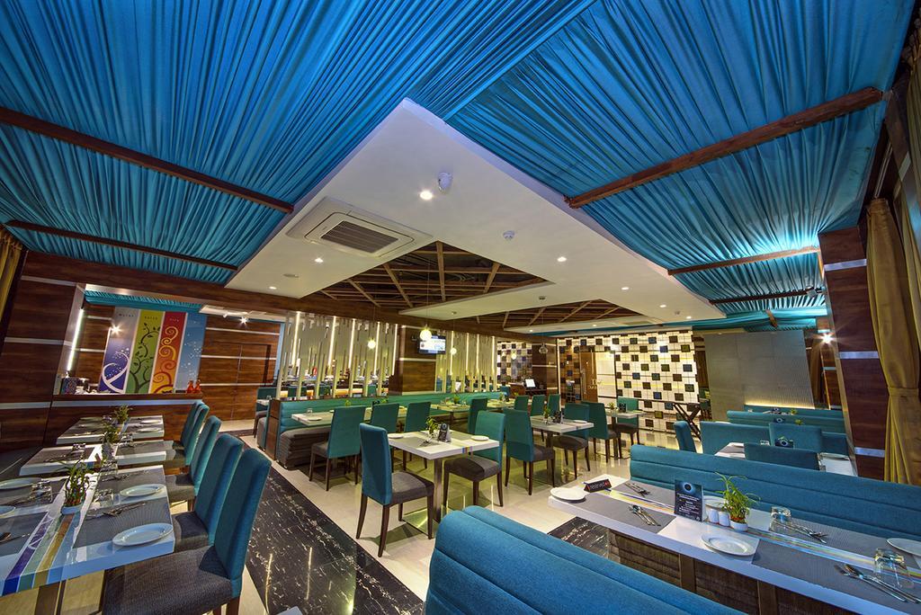 The Fern Residency Kolkata Hotel Екстериор снимка